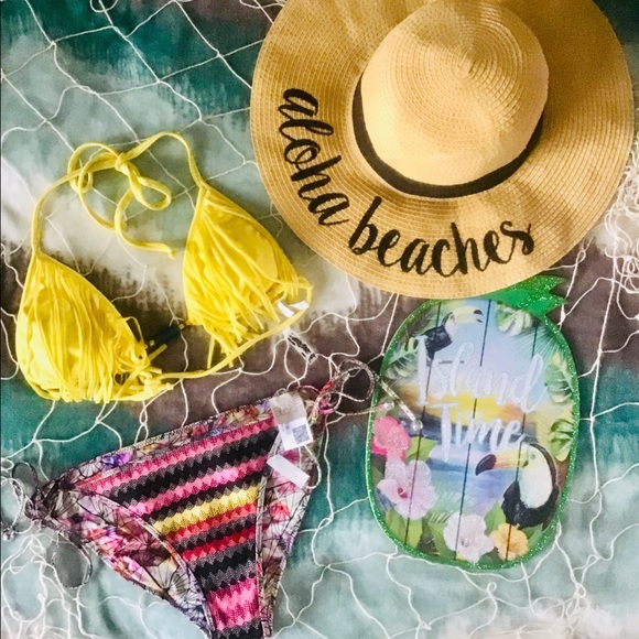 💛NWOT VIX FRINGE BIKINI TOP ONLY - Picture 3 of 5